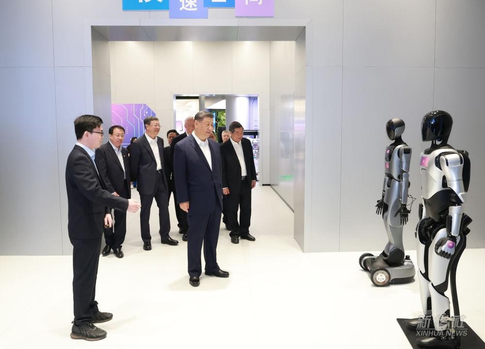习近平总书记到上海调研，米兰milan代表具身智能行业汇报进展